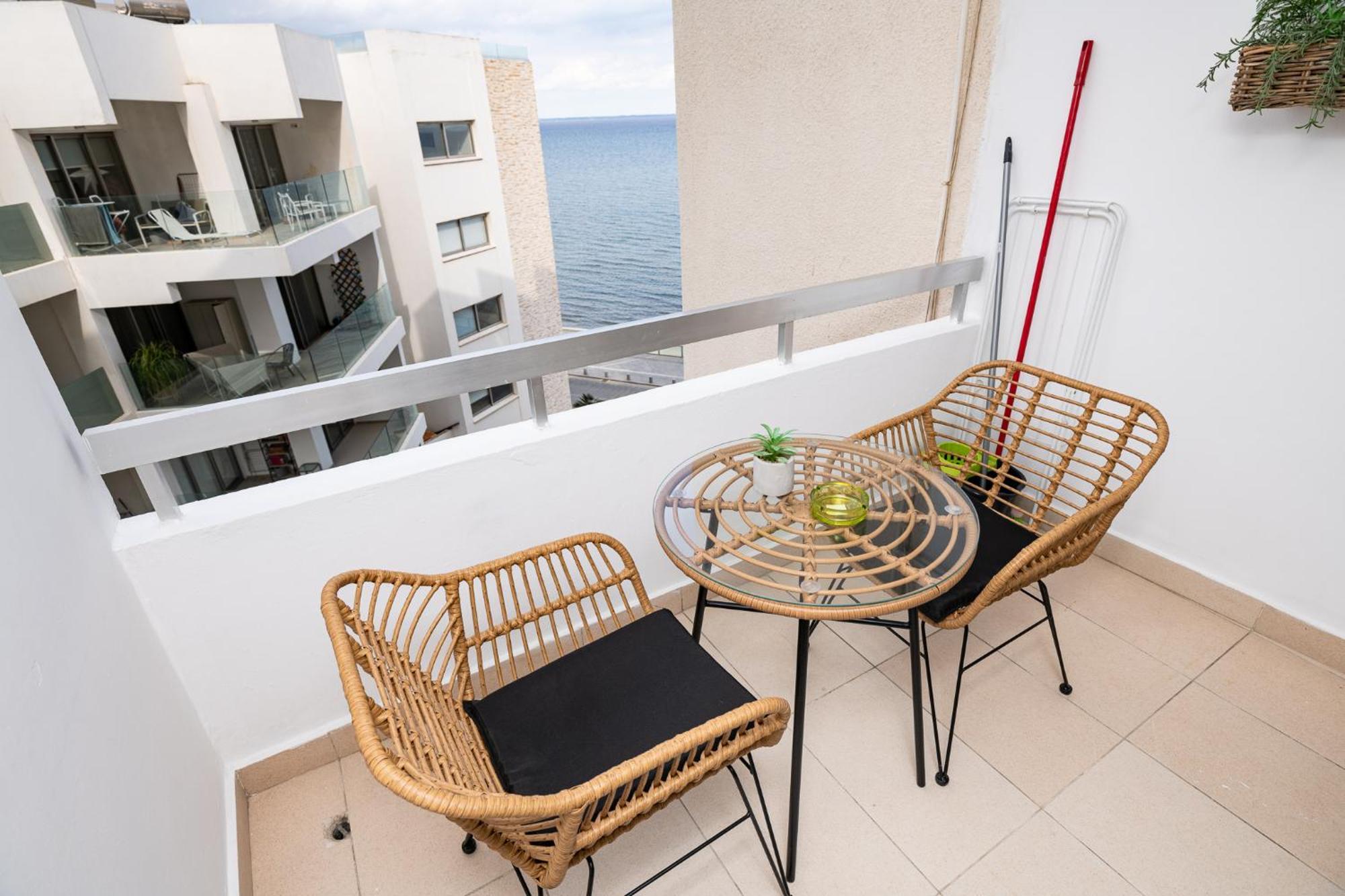 Lazuli Beach & Pool Apartment 501 Larnaca Exterior foto