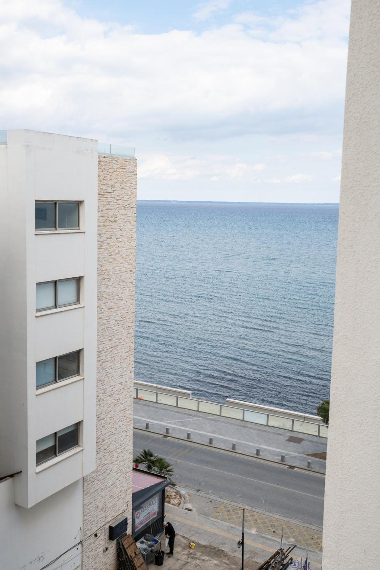Lazuli Beach & Pool Apartment 501 Larnaca Exterior foto