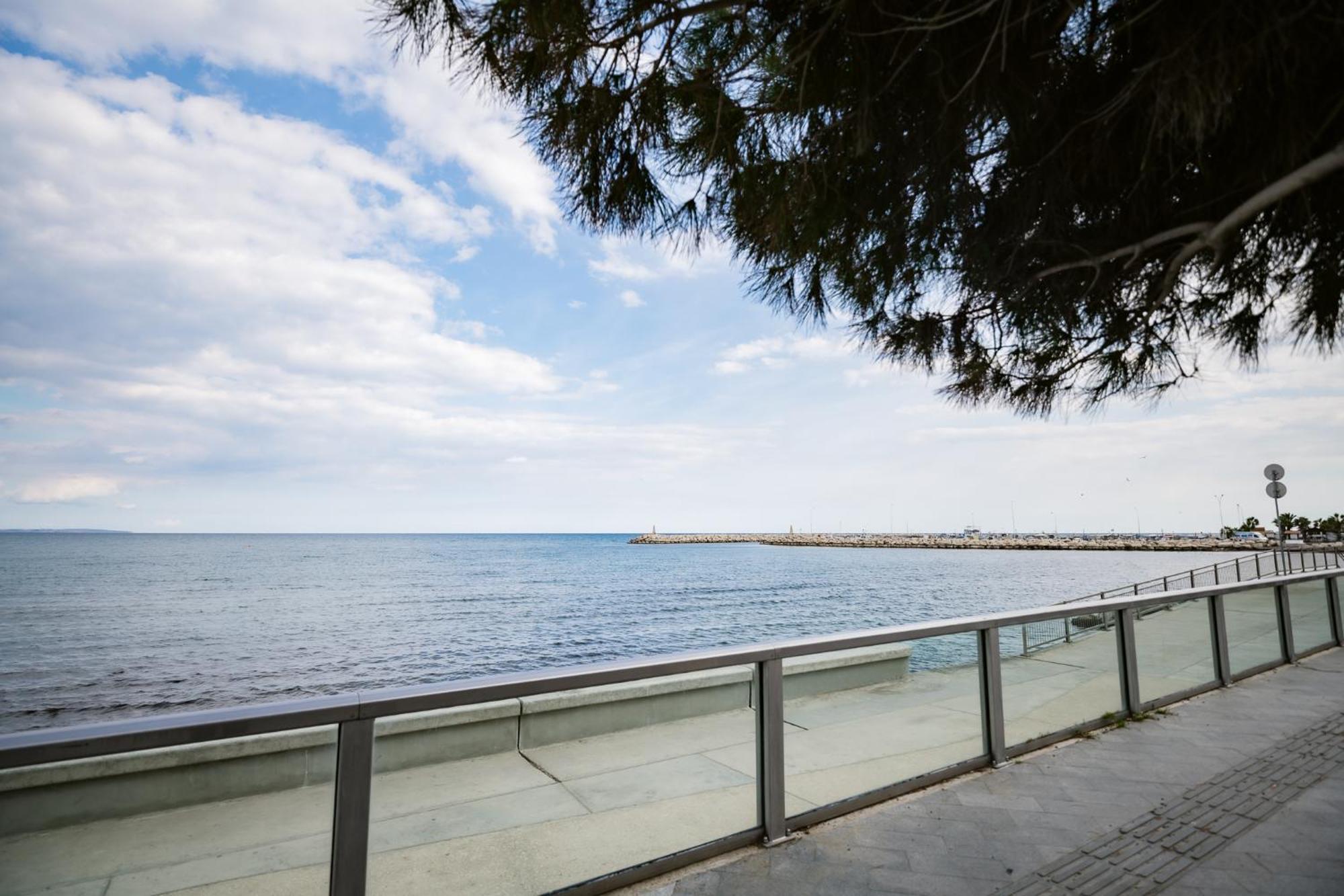 Lazuli Beach & Pool Apartment 501 Larnaca Exterior foto